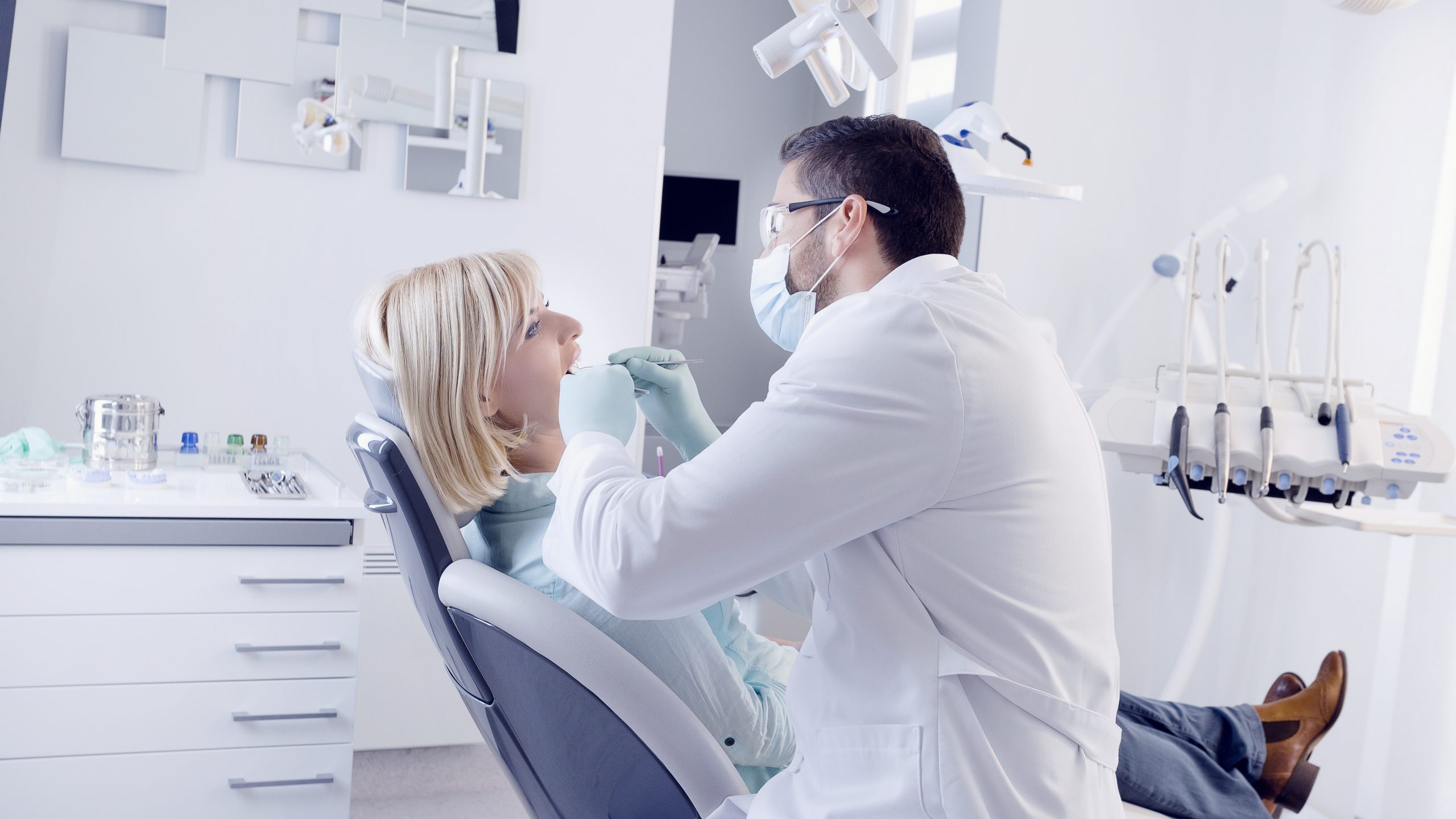 Dentist in Crest Hill, IL